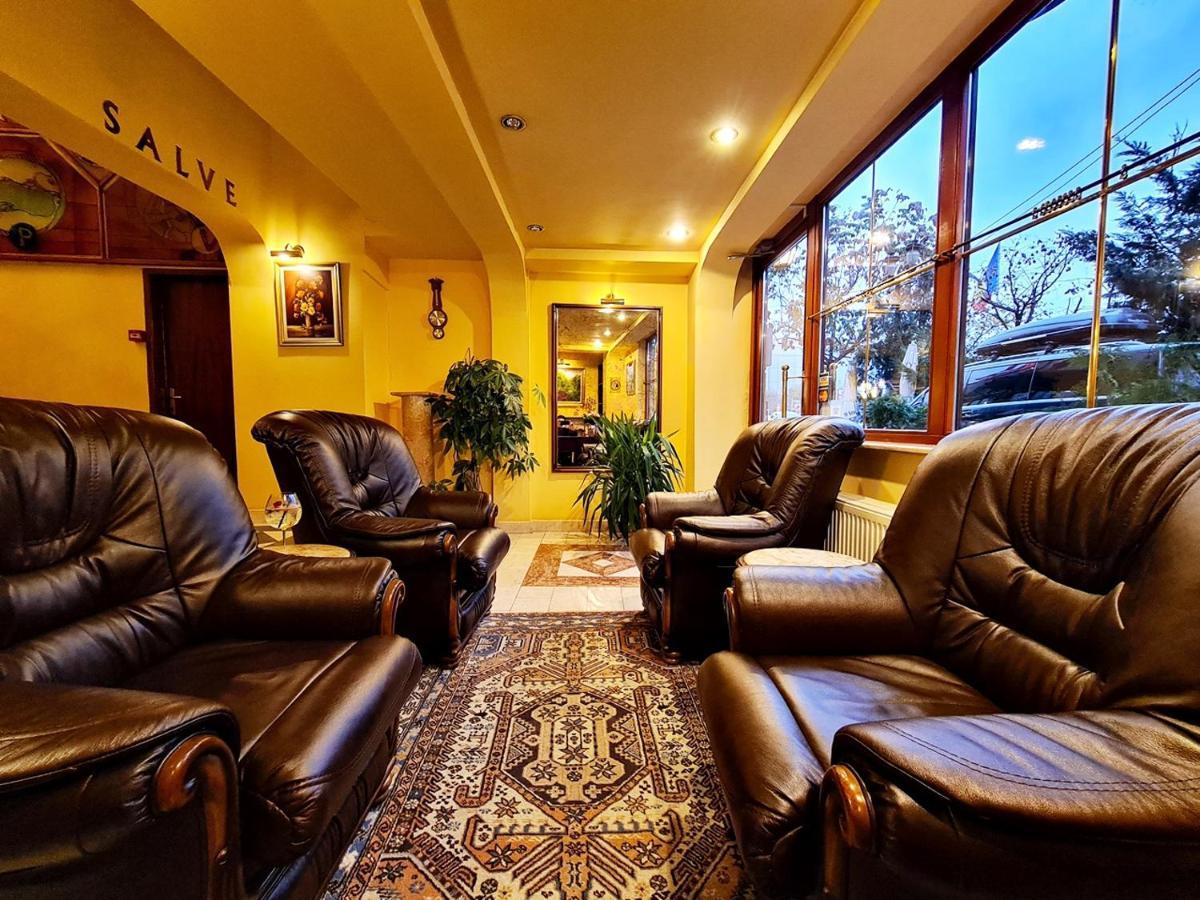 Hotel Horoscop Букурещ Екстериор снимка