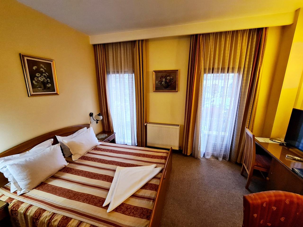 Hotel Horoscop Букурещ Екстериор снимка