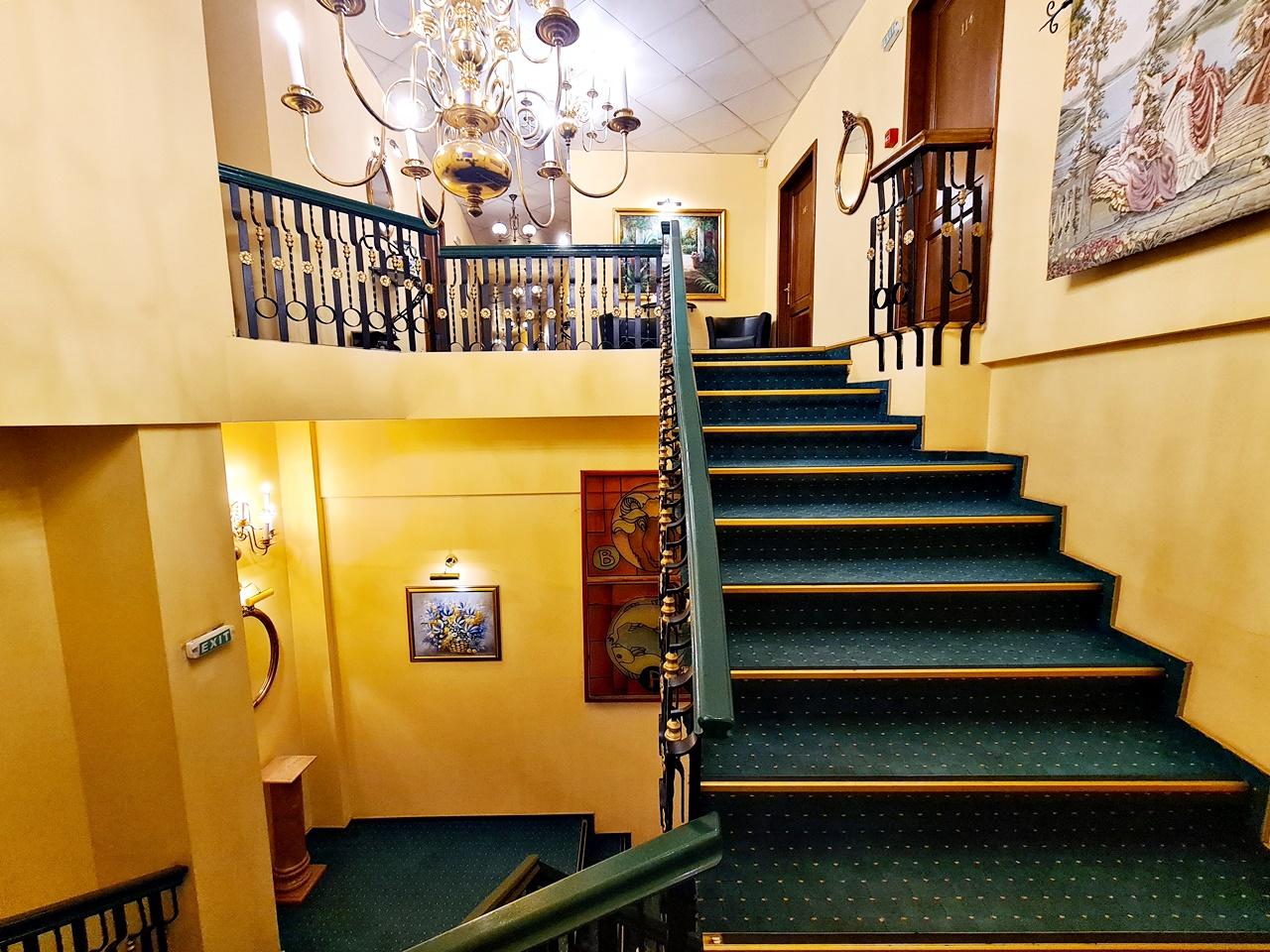 Hotel Horoscop Букурещ Екстериор снимка