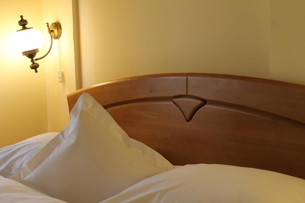 Hotel Horoscop Букурещ Екстериор снимка